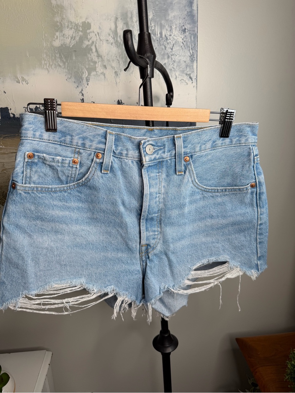 Levis 501 shortrs womens 29